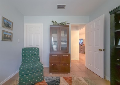 CURRENTLY UNDER CONTRACT, SELLER WILL CONSIDER BACKUP OFFERS on Indian Springs Golf Club in Florida - for sale on GolfHomes.com, golf home, golf lot