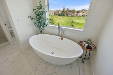 Summer interest rate special, call agent for more details! Call on  in Oregon - for sale on GolfHomes.com, golf home, golf lot