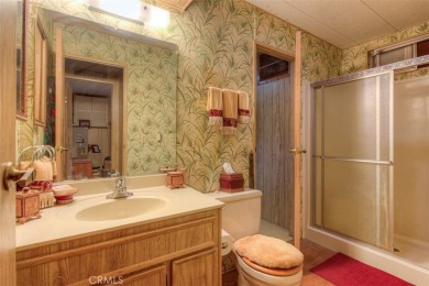 Welcome to Kelly Ridge! This spacious 1980 MH has a 433A on Lake Oroville Golf and Event Center in California - for sale on GolfHomes.com, golf home, golf lot