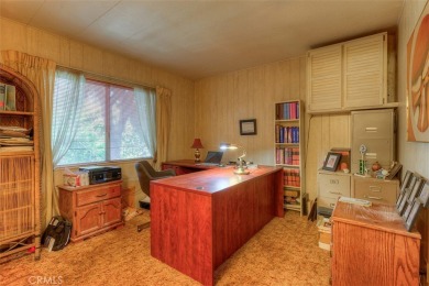 Welcome to Kelly Ridge! This spacious 1980 MH has a 433A on Lake Oroville Golf and Event Center in California - for sale on GolfHomes.com, golf home, golf lot