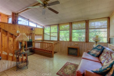 Welcome to Kelly Ridge! This spacious 1980 MH has a 433A on Lake Oroville Golf and Event Center in California - for sale on GolfHomes.com, golf home, golf lot