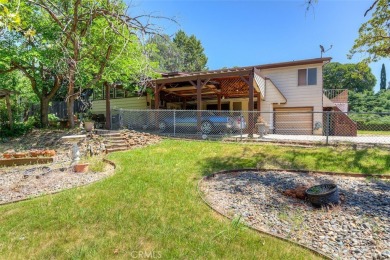 Welcome to Kelly Ridge! This spacious 1980 MH has a 433A on Lake Oroville Golf and Event Center in California - for sale on GolfHomes.com, golf home, golf lot
