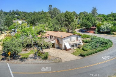 Welcome to Kelly Ridge! This spacious 1980 MH has a 433A on Lake Oroville Golf and Event Center in California - for sale on GolfHomes.com, golf home, golf lot