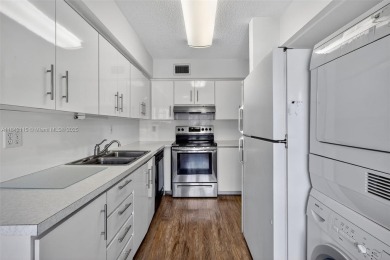 Wonderful 1st floor corner unit with parking right in front for on Villa Del Ray Golf Club in Florida - for sale on GolfHomes.com, golf home, golf lot