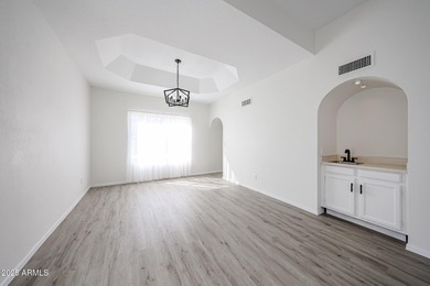 4 bedrooms, 2.5 bathrooms and 2.5 car garage with a large on Arrowhead Country Club in Arizona - for sale on GolfHomes.com, golf home, golf lot