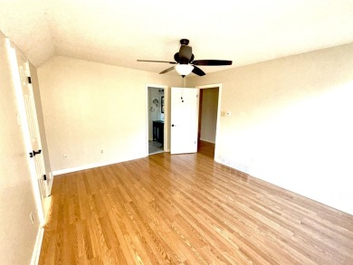 Mint condition, amazing, Well Maintained Home, *Seeing is on Stonebridge Golf Club in Tennessee - for sale on GolfHomes.com, golf home, golf lot