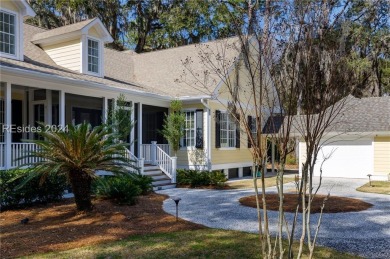 One floor living at is best in this meticulously maintained low on Haig Point Golf Club in South Carolina - for sale on GolfHomes.com, golf home, golf lot