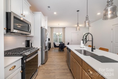 Welcome to this immaculately maintained three-bedroom on Edgewater Golf Club in South Carolina - for sale on GolfHomes.com, golf home, golf lot