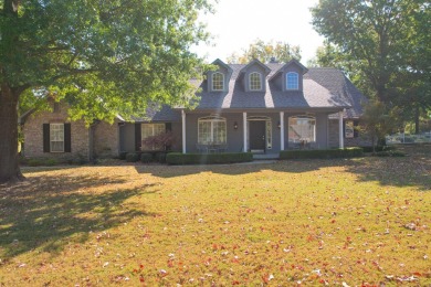 Classic One Owner Custom Home on Beautiful Patricia Island 18 on Patricia Island Golf Club in Oklahoma - for sale on GolfHomes.com, golf home, golf lot