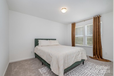 Welcome to this immaculately maintained three-bedroom on Edgewater Golf Club in South Carolina - for sale on GolfHomes.com, golf home, golf lot