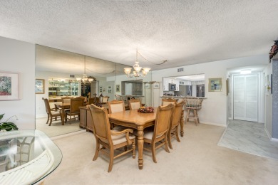 Perfectly located ground floor Condo in Meadowood's LakeShore on Meadowood Golf and Tennis Club in Florida - for sale on GolfHomes.com, golf home, golf lot