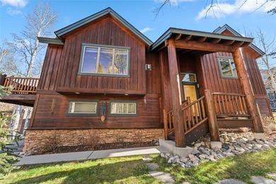 Welcome to this clean and meticulously maintained home near the on Raven Golf Club At Three Peaks in Colorado - for sale on GolfHomes.com, golf home, golf lot