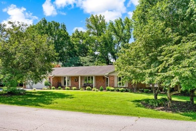 BEAUTIFULLY WELL MAINTAINED ALL BRICK HOME IN LOVELY HUNTING on Hopkinsville Golf and Country Club in Kentucky - for sale on GolfHomes.com, golf home, golf lot