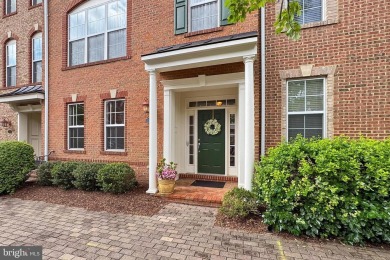 Welcome to 120 Fortnightly Square-a beautifully appointed 4 on Herndon Centennial Golf Course in Virginia - for sale on GolfHomes.com, golf home, golf lot