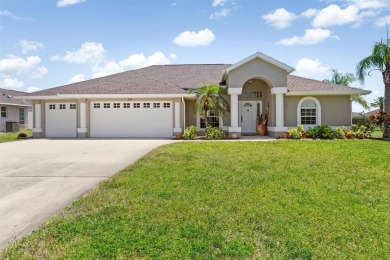 TURNKEY FURNISHED POOL HOME IN ROTONDA WEST! 3 bed, 2.5 bath, 3 on Rotonda Golf and Country Club - Long Marsh  in Florida - for sale on GolfHomes.com, golf home, golf lot