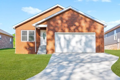 Beautiful new construction home ready to become yours.  Zero lot on Arrowhead Golf Club in Kentucky - for sale on GolfHomes.com, golf home, golf lot