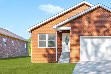 Beautiful new construction home ready to become yours.  Zero lot on Arrowhead Golf Club in Kentucky - for sale on GolfHomes.com, golf home, golf lot