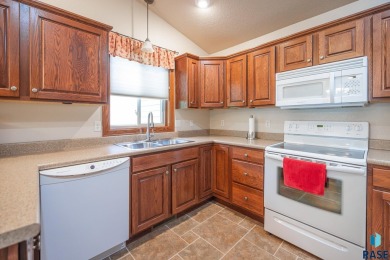 Immaculate one owner ranch home with 5-bedroom, 3 bath, 3 stall on Central Valley Golf Club in South Dakota - for sale on GolfHomes.com, golf home, golf lot