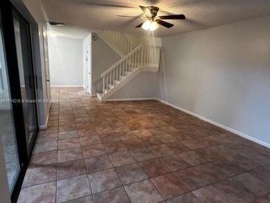 Upgraded Townhouse in Ridgewood. NEW waterproof flooring, new on Pine Island Ridge Country Club in Florida - for sale on GolfHomes.com, golf home, golf lot