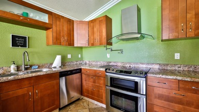 Welcome to the beautiful Oasis Country Club and this move-in on Oasis Country Club in California - for sale on GolfHomes.com, golf home, golf lot