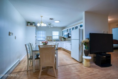Charming and well-maintained 2-bedroom, 1-bath home in the on Greenbriar Woodlands in New Jersey - for sale on GolfHomes.com, golf home, golf lot