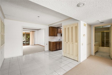 Wonderful single-level home perfectly situated on a peaceful on Leisure Village Par 3 Golf Course in California - for sale on GolfHomes.com, golf home, golf lot