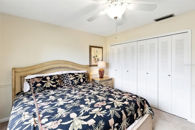 Welcome to this 3 bedroom, 2 bathroom, 2 car garage villa in the on Myerlee Country Club in Florida - for sale on GolfHomes.com, golf home, golf lot