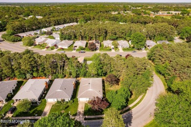 Welcome to this charming and well-maintained 2-bedroom on Lions Head Country Club in New Jersey - for sale on GolfHomes.com, golf home, golf lot