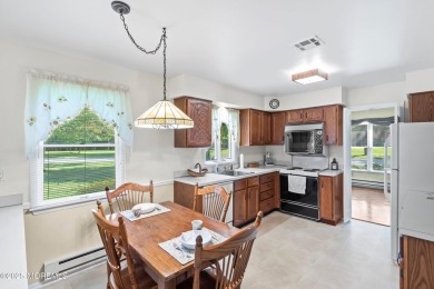 Welcome to this charming and well-maintained 2-bedroom on Lions Head Country Club in New Jersey - for sale on GolfHomes.com, golf home, golf lot