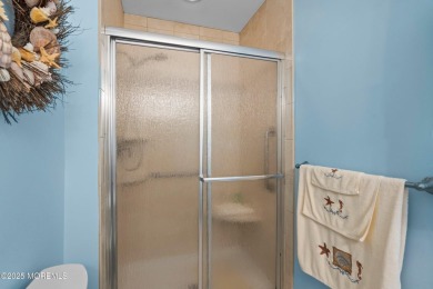 Welcome to this charming and well-maintained 2-bedroom on Lions Head Country Club in New Jersey - for sale on GolfHomes.com, golf home, golf lot