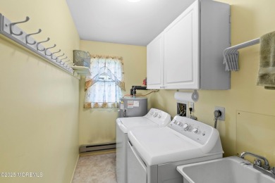 Welcome to this charming and well-maintained 2-bedroom on Lions Head Country Club in New Jersey - for sale on GolfHomes.com, golf home, golf lot