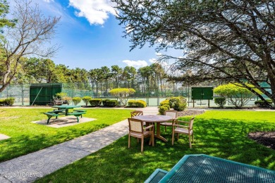 Welcome to this charming and well-maintained 2-bedroom on Lions Head Country Club in New Jersey - for sale on GolfHomes.com, golf home, golf lot