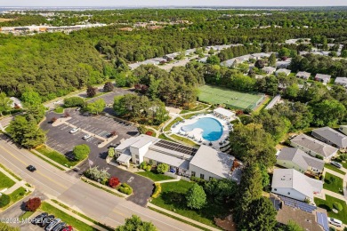 Welcome to this charming and well-maintained 2-bedroom on Lions Head Country Club in New Jersey - for sale on GolfHomes.com, golf home, golf lot