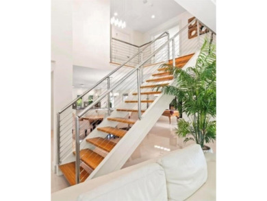Luxury Living in the Heart of Belleair
Nestled on prestigious on Belleview Biltmore Golf Club in Florida - for sale on GolfHomes.com, golf home, golf lot