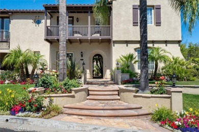 Call Listing Agent Holly Thompson, RE/MAX of Santa Clarita for a on Valencia Country Club in California - for sale on GolfHomes.com, golf home, golf lot