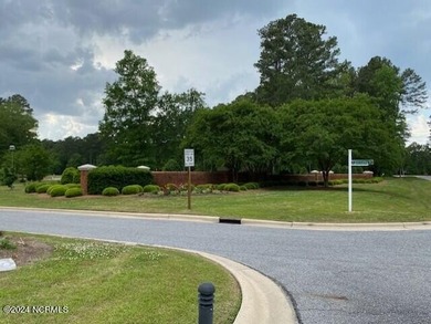 This is a corner lot just off Cypress Landing Trail in PH 2 on Cypress Landing Golf Club in North Carolina - for sale on GolfHomes.com, golf home, golf lot