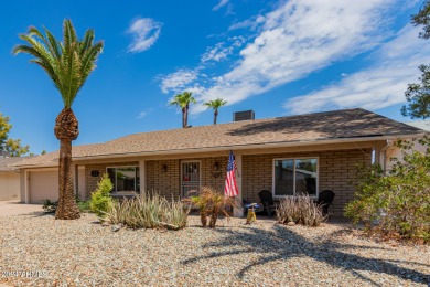 Fabulous home on the 17th hole of the Ahwatukee Country Club on Ahwatukee Country Club in Arizona - for sale on GolfHomes.com, golf home, golf lot