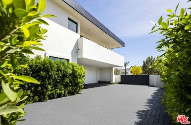 A breathtaking ultra-private warm contemporary estate showcasing on The Madison Club in California - for sale on GolfHomes.com, golf home, golf lot