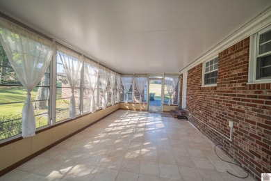 Two bedroom, 1.5-bath brick home offering 1,680 sq ft of on Calvert City Golf and Country Club in Kentucky - for sale on GolfHomes.com, golf home, golf lot