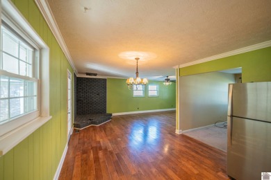 Two bedroom, 1.5-bath brick home offering 1,680 sq ft of on Calvert City Golf and Country Club in Kentucky - for sale on GolfHomes.com, golf home, golf lot