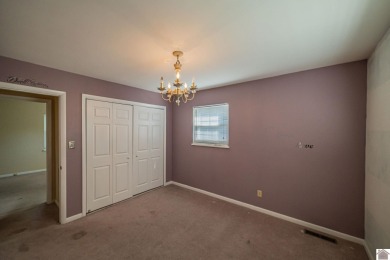 Two bedroom, 1.5-bath brick home offering 1,680 sq ft of on Calvert City Golf and Country Club in Kentucky - for sale on GolfHomes.com, golf home, golf lot