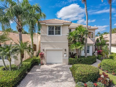 Come into this open floor plan, golf course home located on on Ibis Golf and Country Club in Florida - for sale on GolfHomes.com, golf home, golf lot