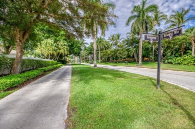 Come into this open floor plan, golf course home located on on Ibis Golf and Country Club in Florida - for sale on GolfHomes.com, golf home, golf lot