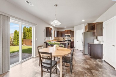 MLS# 284223 Welcome to this move-in-ready 4-bedroom, 2.5-bath on Horn Rapids Golf Club in Washington - for sale on GolfHomes.com, golf home, golf lot