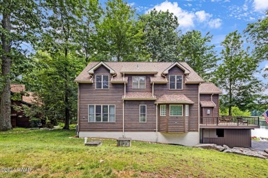 AMAZING CEDAR AND STONE SIDED COLONIAL SMART HOME IN THE on Paupack Hills Golf and Country Club in Pennsylvania - for sale on GolfHomes.com, golf home, golf lot