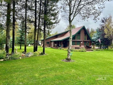 Turn-key McCall Golf Course log home on nearly 1/2 acre! Fully on McCall Municipal Golf Course in Idaho - for sale on GolfHomes.com, golf home, golf lot