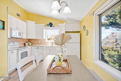 OCEAN VIEWS! ROOFTOP DECK! NEW ROOF IN 2017! NEW HAVAC IN 2023! on Founders Club At St. James Plantation in North Carolina - for sale on GolfHomes.com, golf home, golf lot