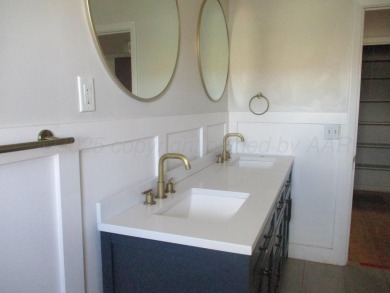 Very nice property with updated bathrooms and flooring in the on Amarillo Country Club in Texas - for sale on GolfHomes.com, golf home, golf lot