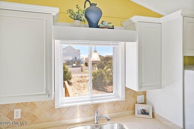 OCEAN VIEWS! ROOFTOP DECK! NEW ROOF IN 2017! NEW HAVAC IN 2023! on Founders Club At St. James Plantation in North Carolina - for sale on GolfHomes.com, golf home, golf lot