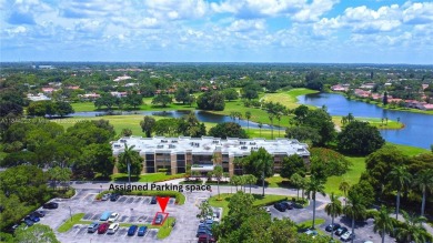 Wonderful and fully upgraded 2-bedroom, 2 1/2 -bath condo in on Bonaventure Country Club in Florida - for sale on GolfHomes.com, golf home, golf lot